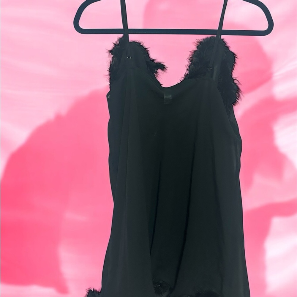 Black top with feather fur trim